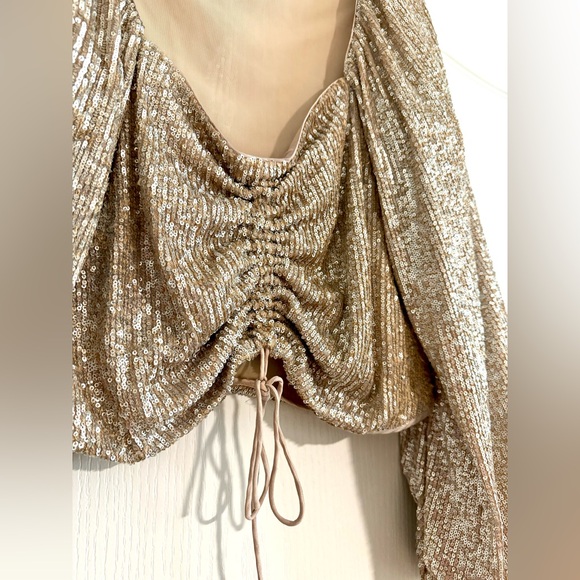 JONATHAN SIMKHAI MATTE GOLD SEQUIN TOP - Size L - Picture 3 of 10